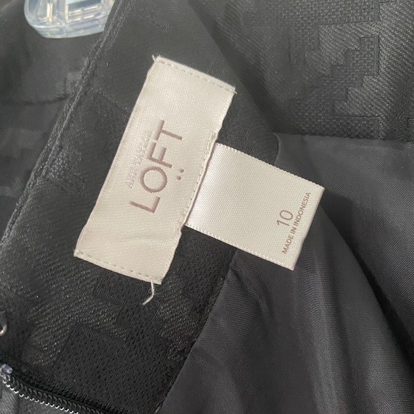 Ann Taylor Loft Black Skirt - Picture 5 of 5